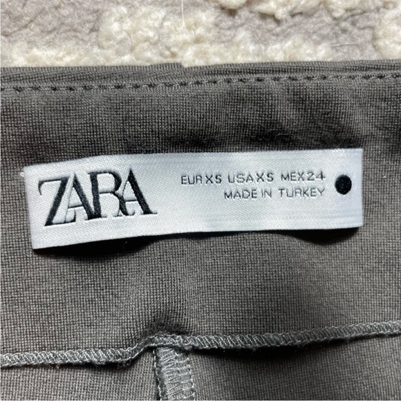 Zara Highrise Green Split Hem Straight Leg Leggings Size extra small - Picture 11 of 15